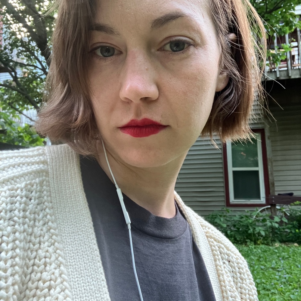 Meet your Posher, Maeve